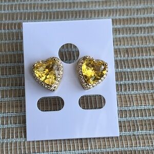 ⭐️- Gold finished Yellow Heart Crystal Stud Earrings